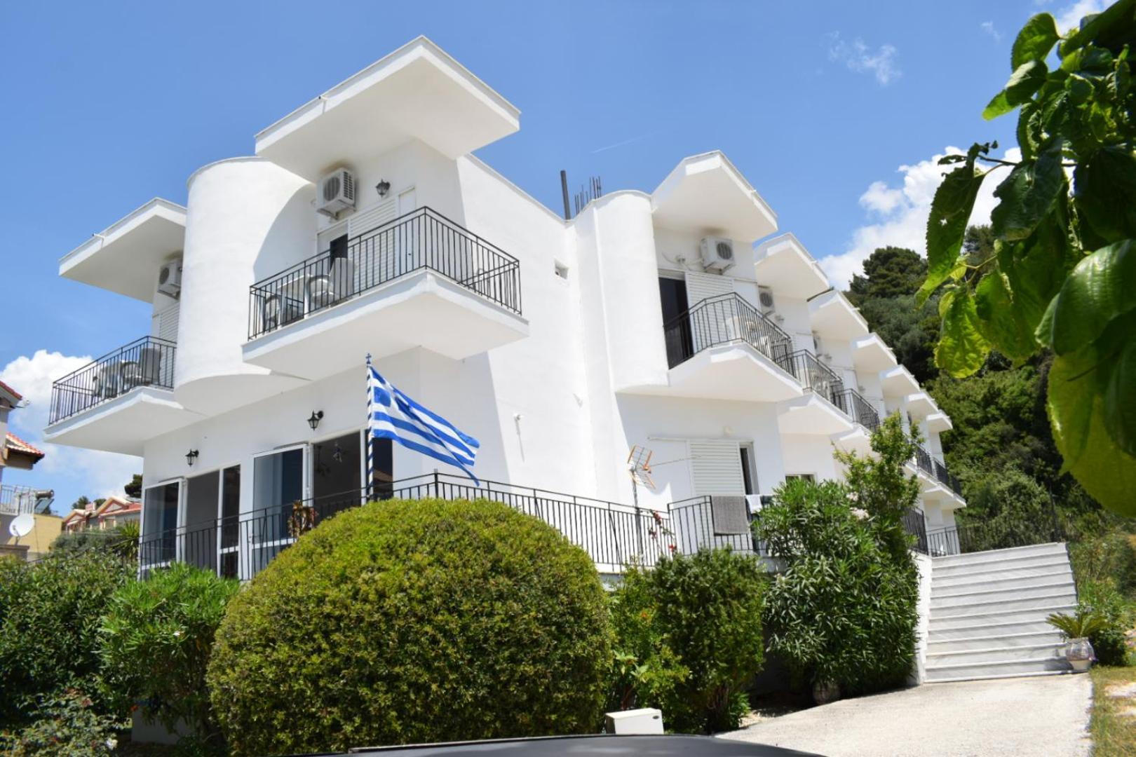 Mirto Beach Hotel & Restaurant Paralia Vrachou Zewnętrze zdjęcie